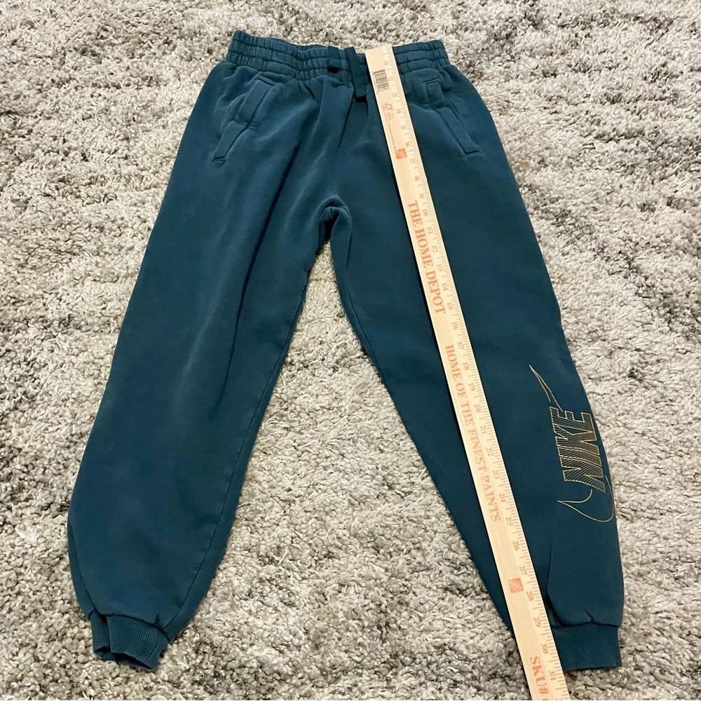 Nike‎ Club Fleece Boys' Large Teal Green Abyss Sweatpants/Joggers Gold Logo